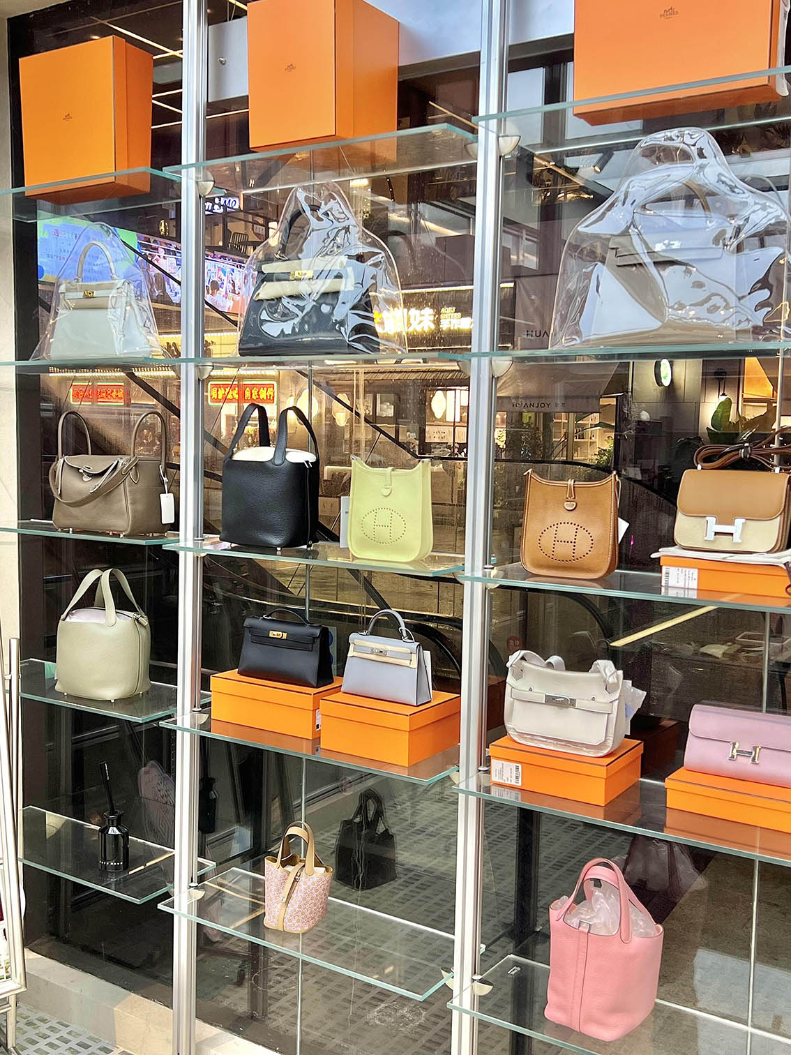 showroom